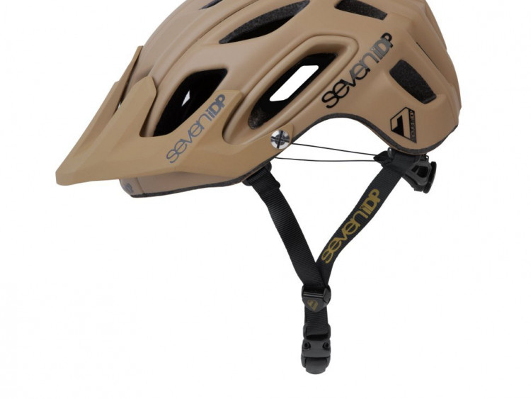 7iDP MTB PROTECTION M2 BOA HELMET