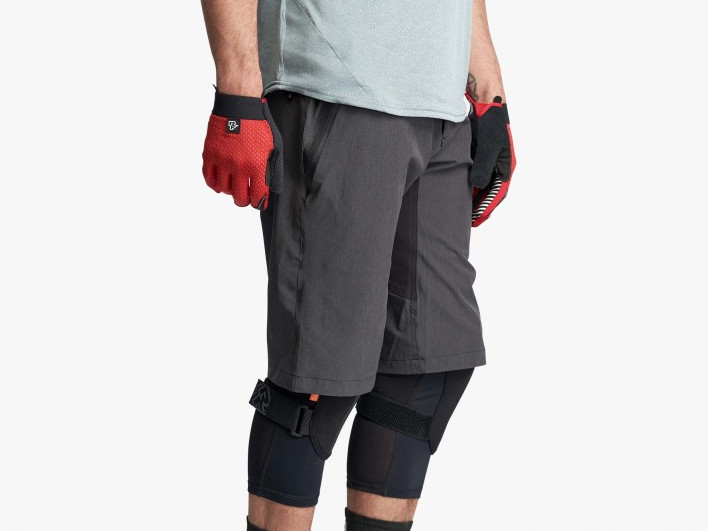 RACE FACE Stage Shorts