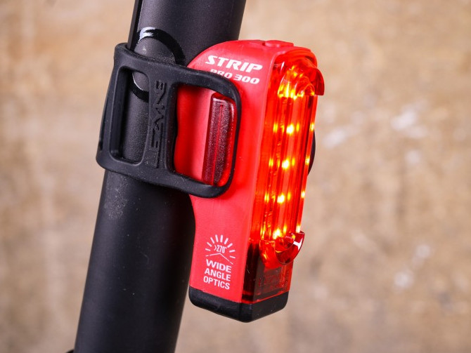 LEZYNE STRIP DRIVE PRO REAR